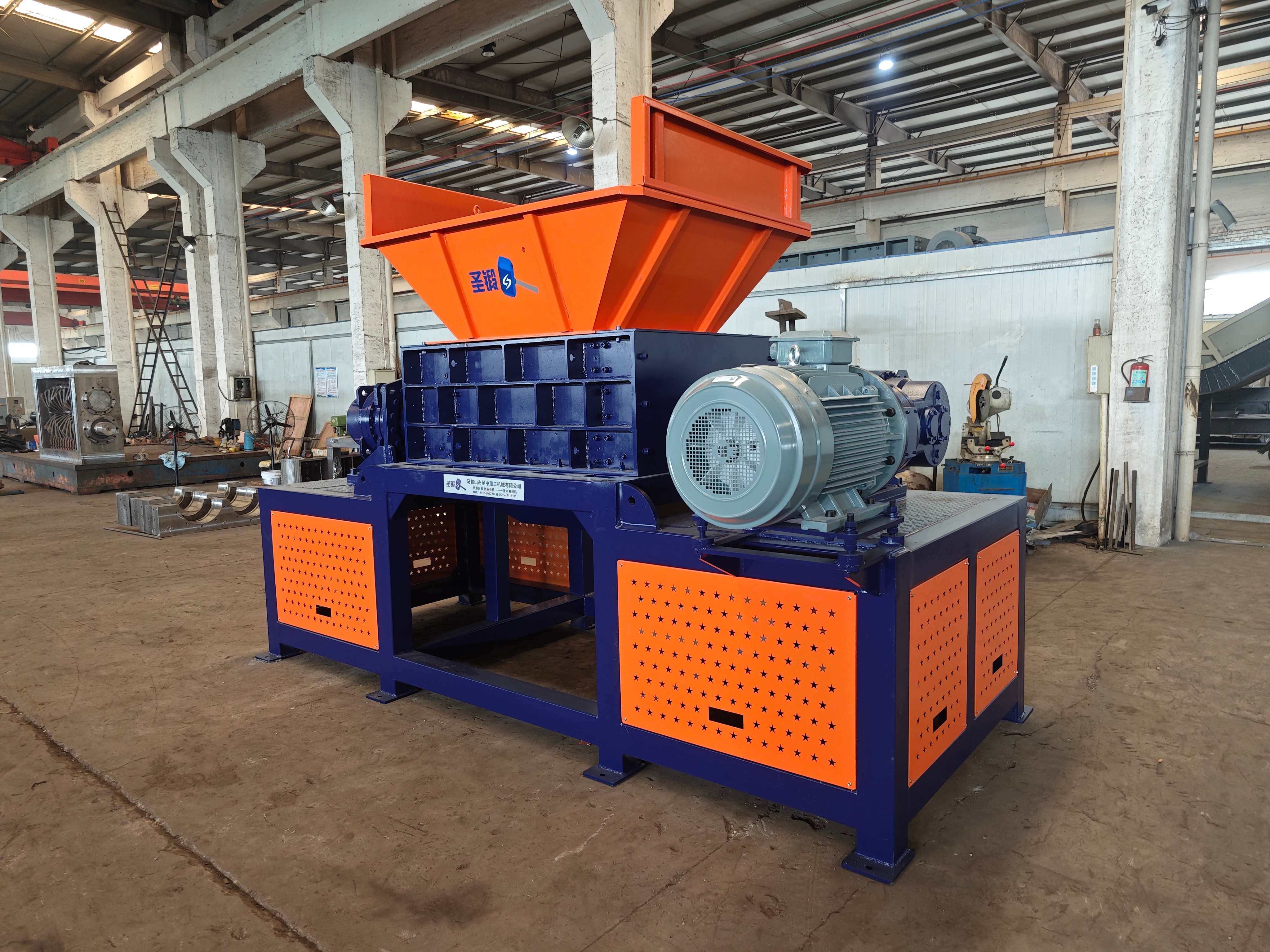 Best Four Shaft Shredders for Heavy-Duty Industrial Applications